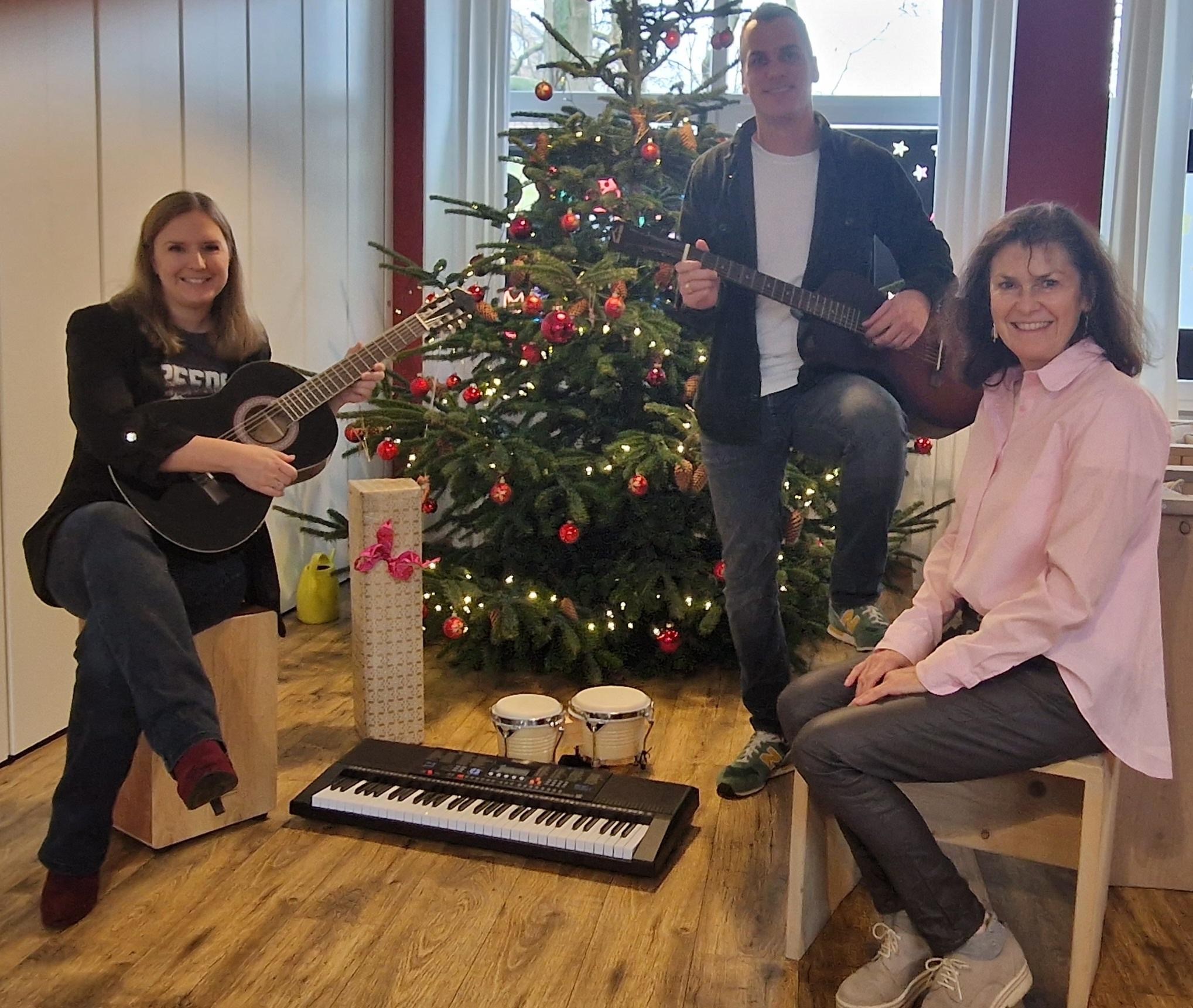 Bingo für den guten Zweck – Musikinstrumente an das Haus St. Josef in Eschwei-ler übergeben